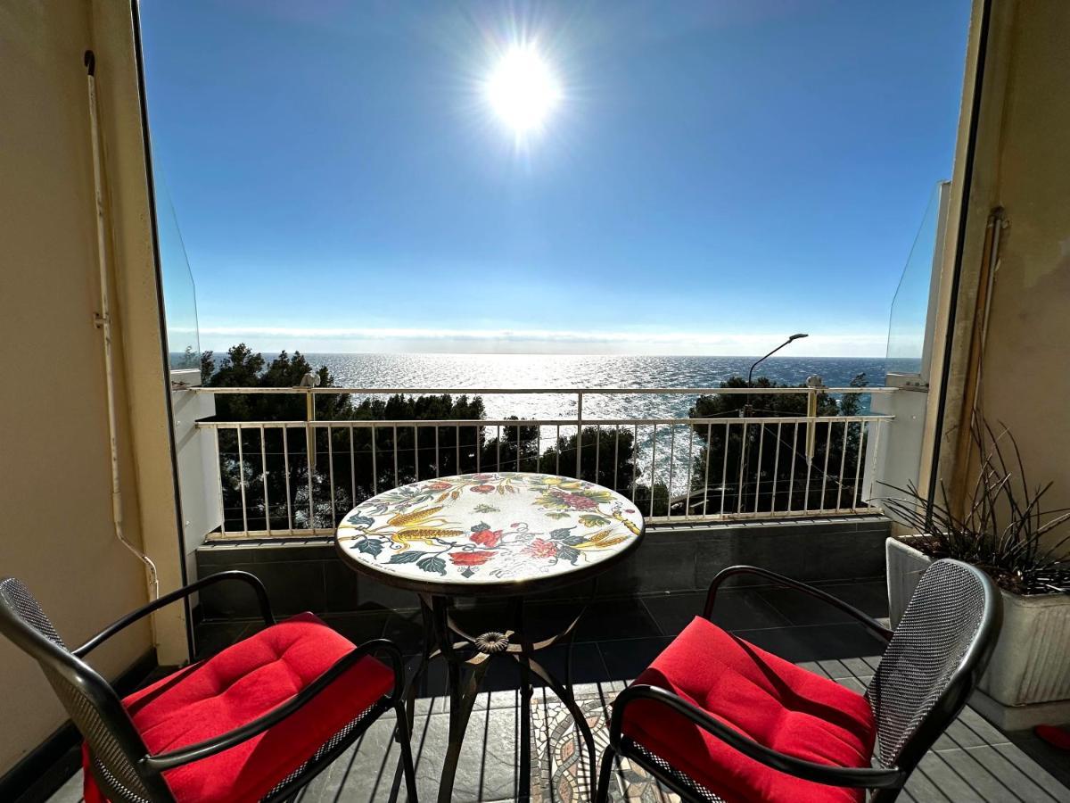 Fronte Mare - * San Remo